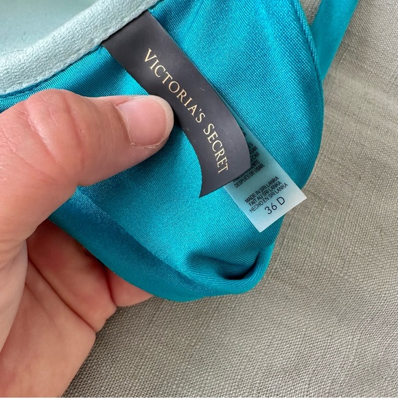 Victoria’s Secret Swim Teal Embellished Bikini Top - Picture 4 of 5